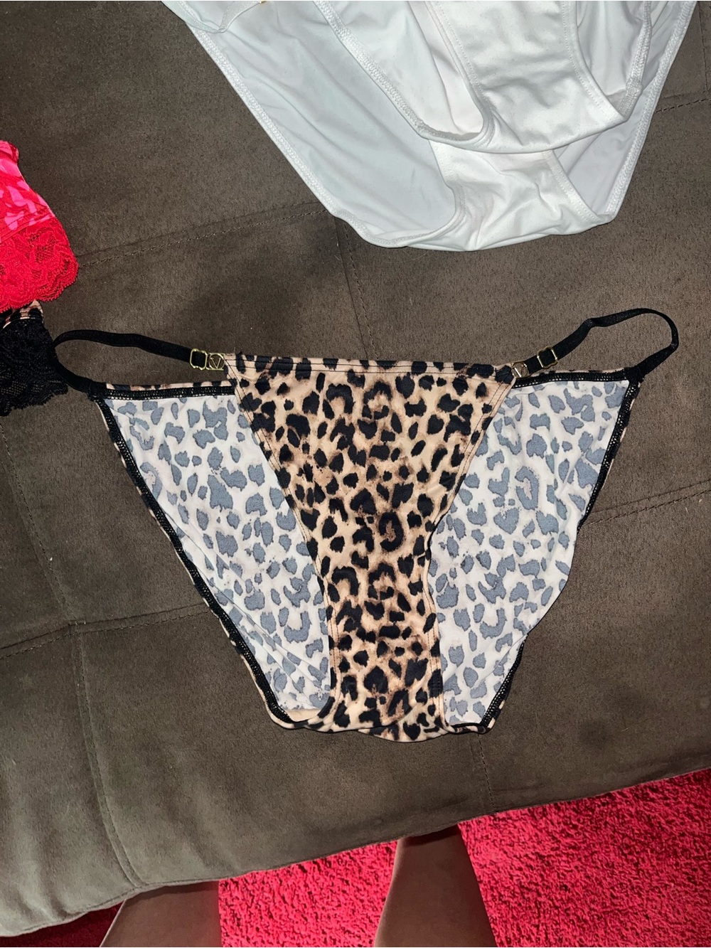 Victoria’s Secret String Bikini Panty
Size Medium